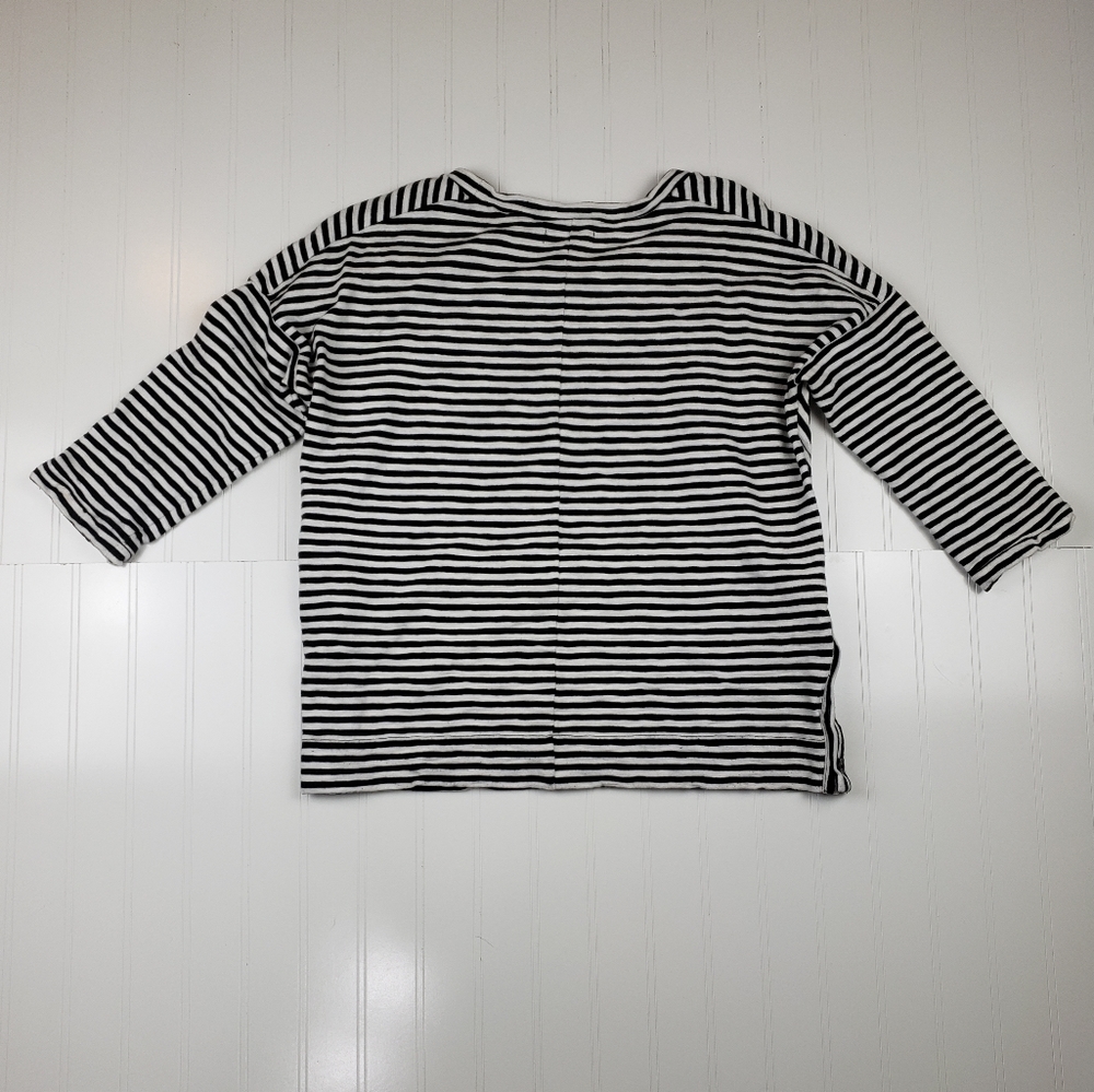 Madewell button down side 3/4 sleeve top - Picture 9 of 9